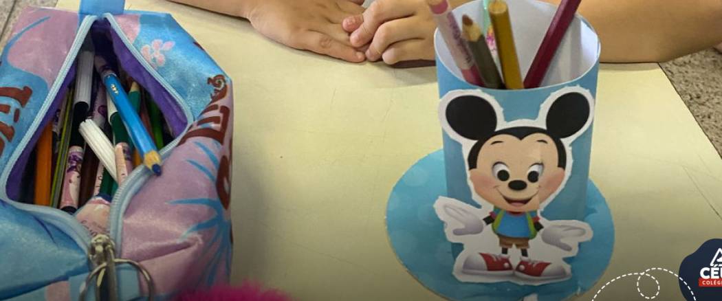 Aula de Inglês com Alunos do G5 - Educação Infantil