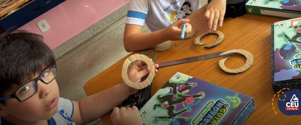 🔎 Aula Maker – 4º Ano constrói sua própria lupa!